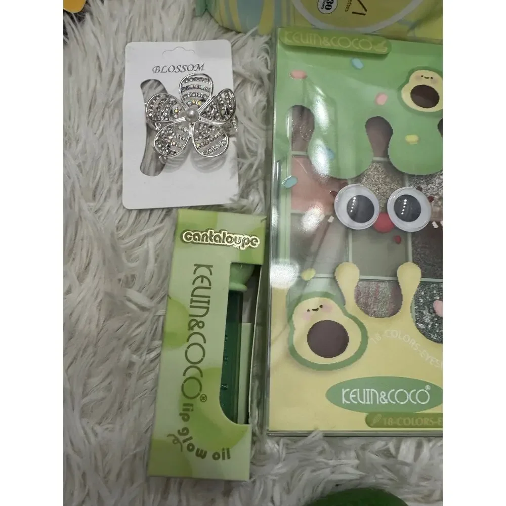 Beauty make up bundle eyeshadow palette lip gloss lip balm lip oil hair pin
